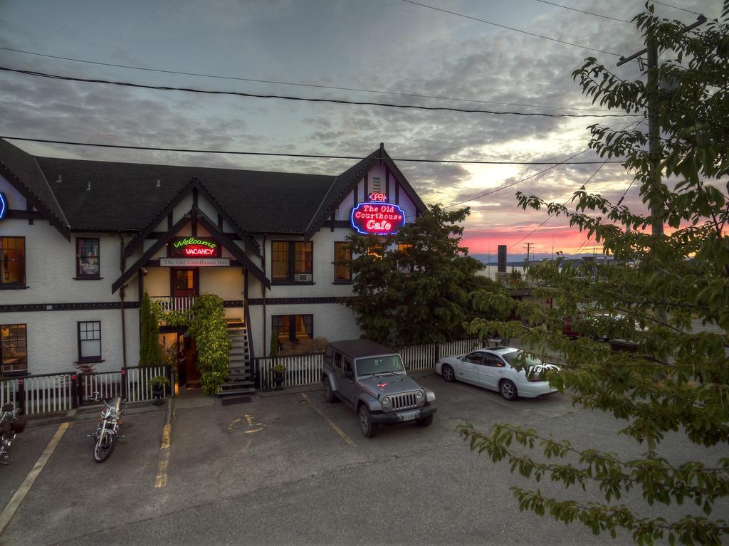 鲍威尔河 老法院旅馆酒店 外观 照片