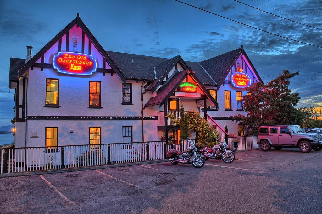 鲍威尔河 老法院旅馆酒店 外观 照片